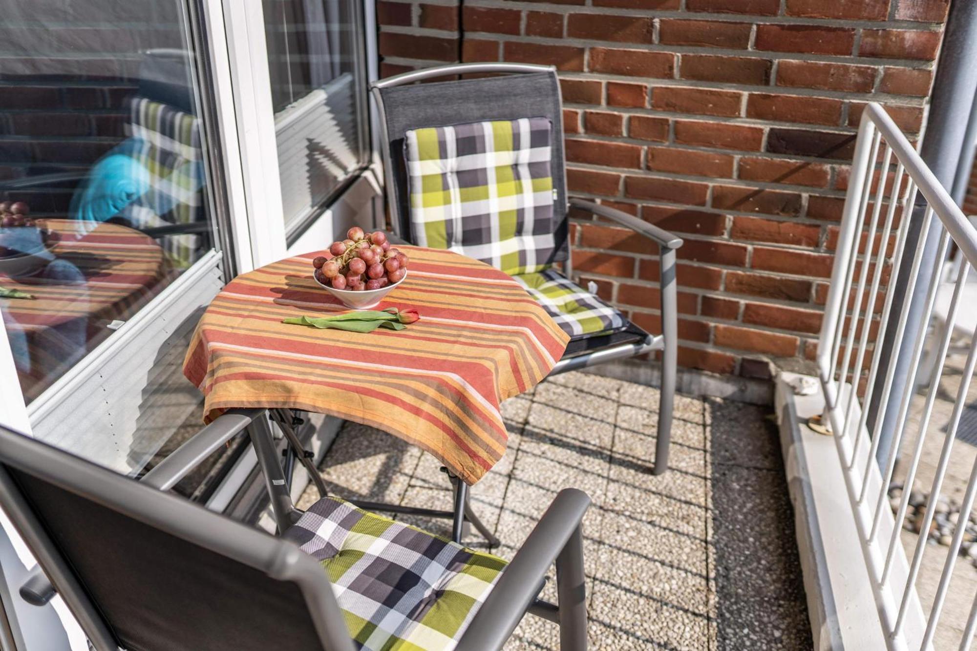 Urlaub Mit Ostseeblick, Schwimmbad, Sauna & Direkte Strandlage Kronsgaard Exterior foto